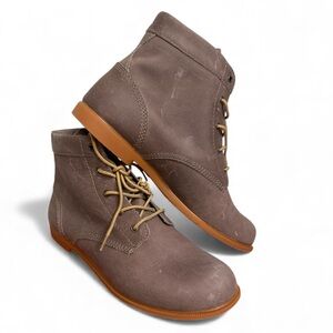 NWT! Kodiak Leather Distressed Dark Taupe low- rider Ankle Boots size 8